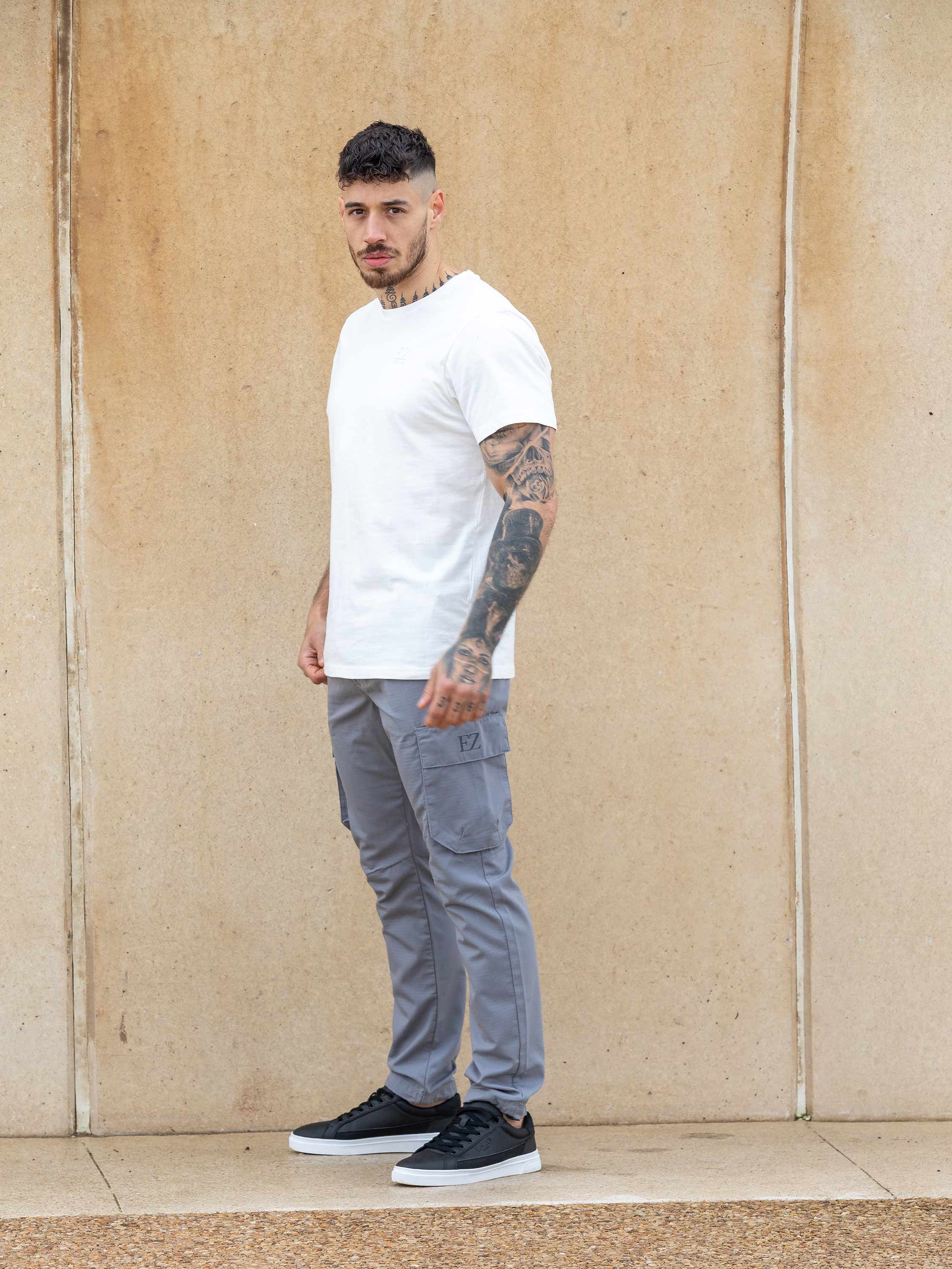 Leonardo Tech Utility Cargo Pants - Light Grey - Image 2