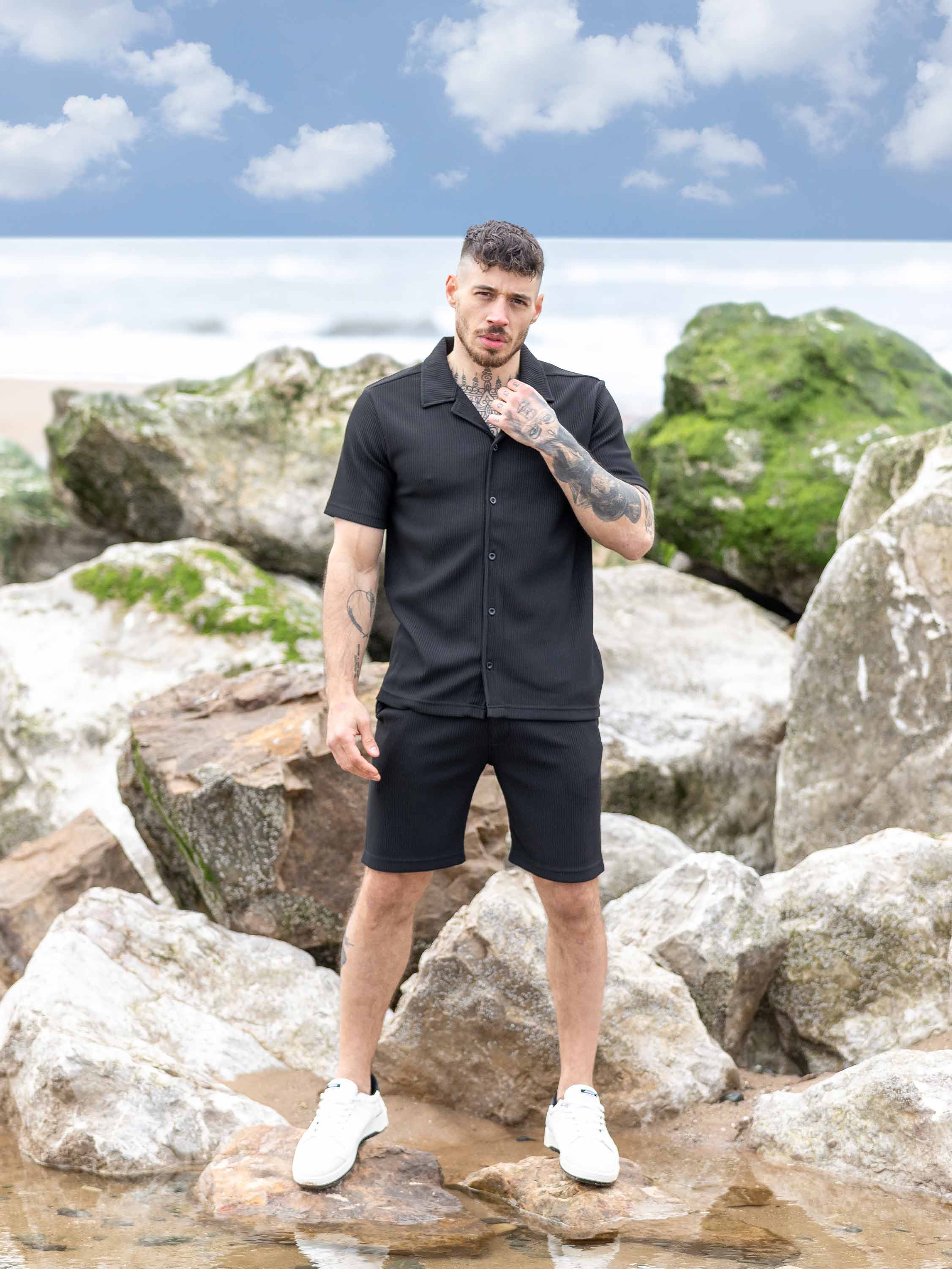 Matteo Pleated Shorts - Black - Image 2