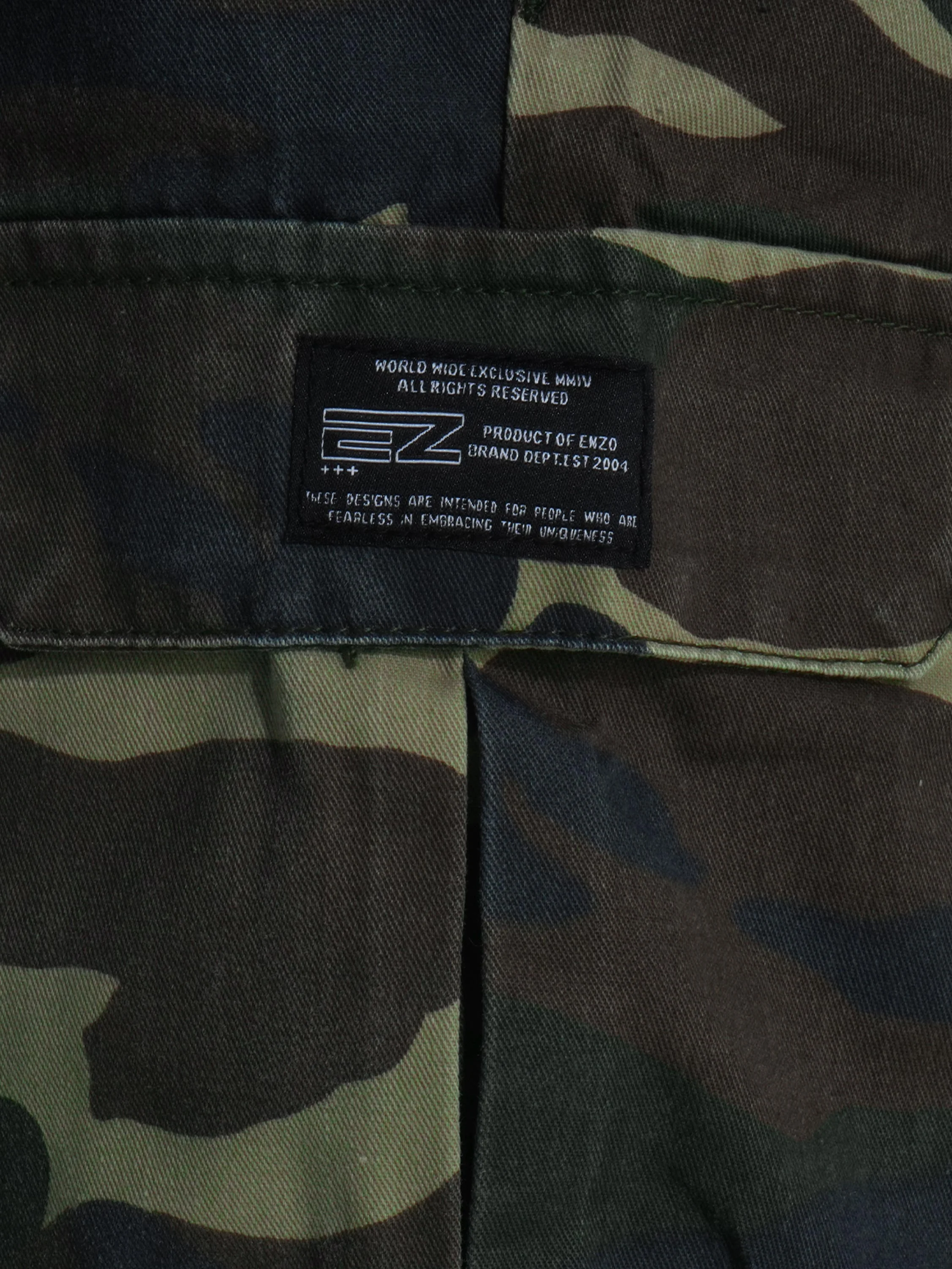 Tyler Camo Cargo Shorts - Green - Image 4